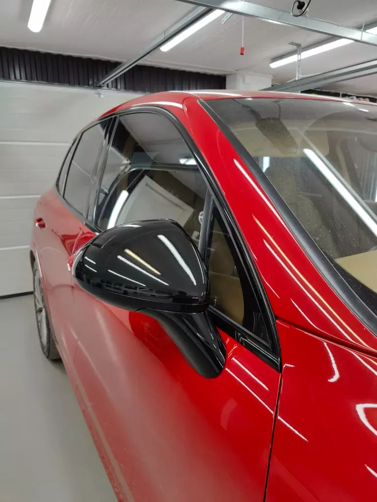 TONING AV RUTOR MED SOLFILM – PORSCHE