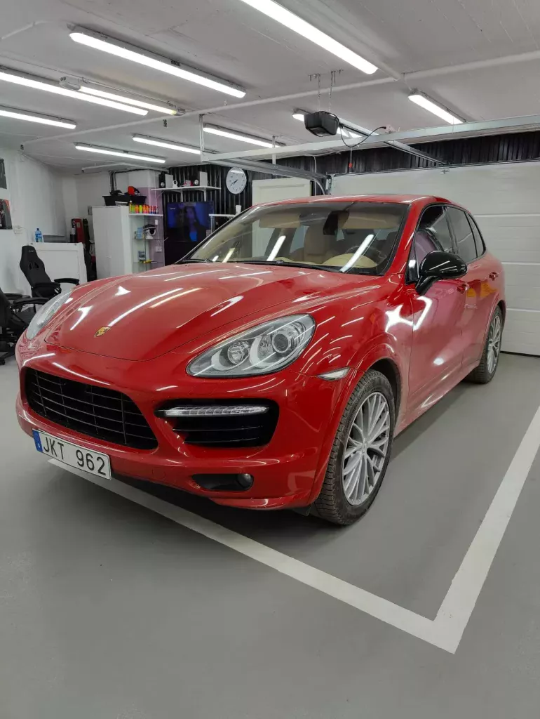 TONING AV RUTOR MED SOLFILM – PORSCHE