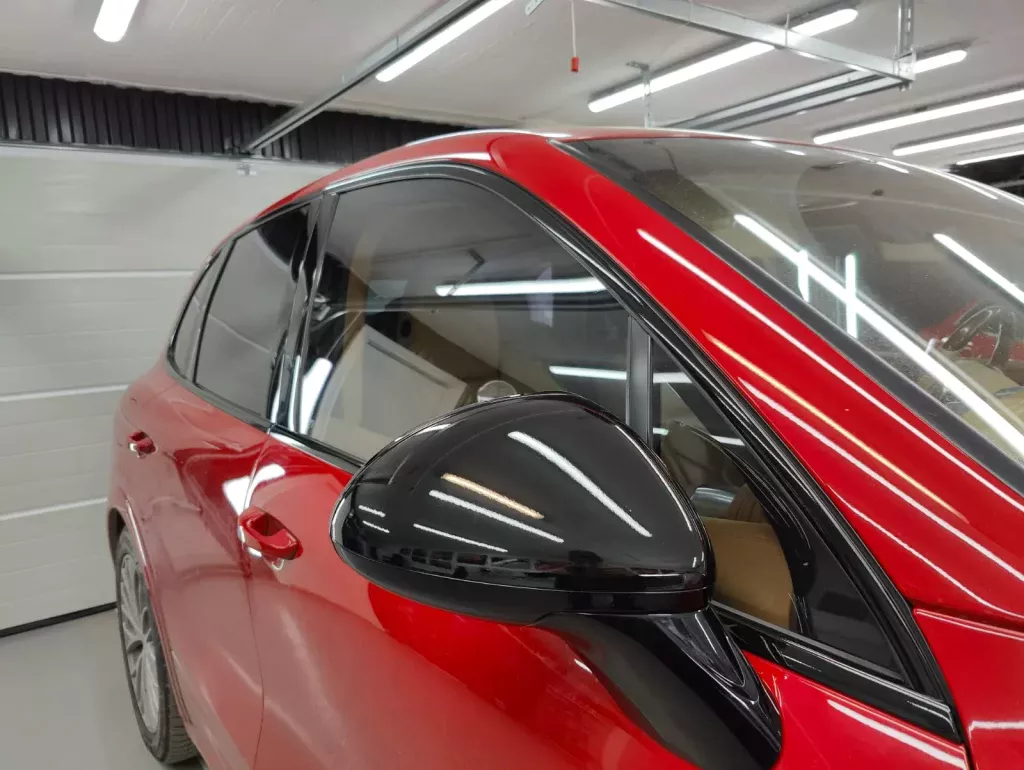 TONING AV RUTOR MED SOLFILM – PORSCHE